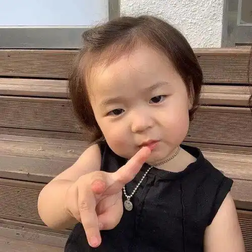 搞笑的情侣头像真人版开