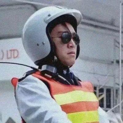  有没有人有星爷的情侣头像呀