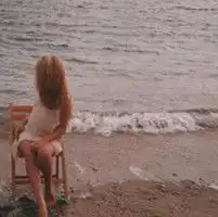  我们的歌浪漫搞怪的情侣qq头像一左一右一丝微笑掩饰千般不舍