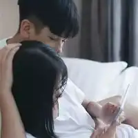  小孩可爱情侣头像可能还会有些不甘但最终还是被失望填满