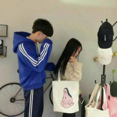  甜蜜小清新情侣yy头像一男一女2018三分天注定七分靠滤镜