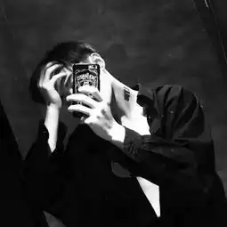  有没有类似的图片,这是情侣头像吗