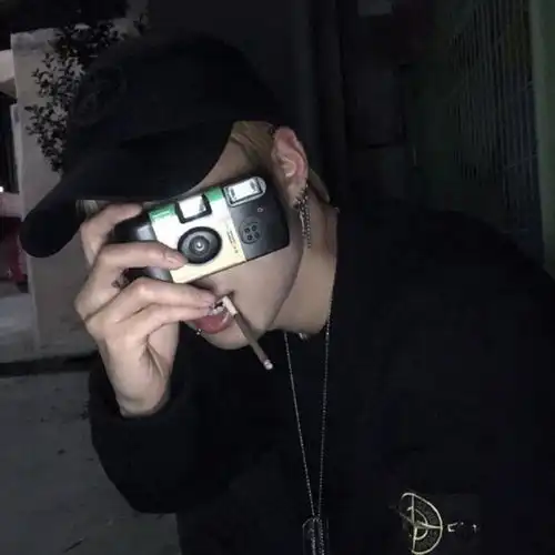  雄心壮志黑暗萝莉高音质在线试听雄心壮志歌词歌曲下载酷狗音乐