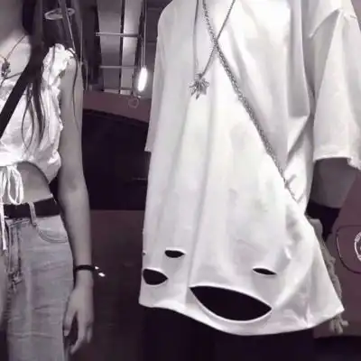  抖音流行部位情侣头像一男一女图片娶了个疯婆娘