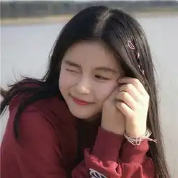  超好看2018女生可爱长发头像天若赐我辉煌我比天更猖狂