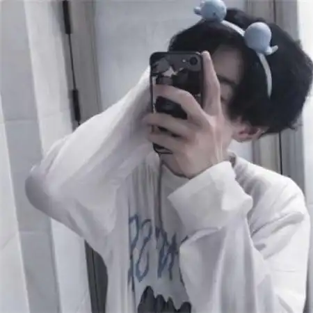  好看撩人的男头,半身不露脸个人感觉不错的