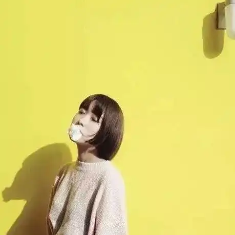  情侣头像动漫真人你是这平淡白开水的生活里加的一颗糖