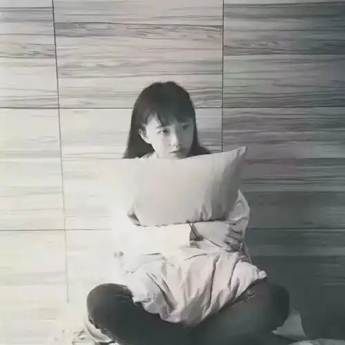 头像你是我的春夏秋冬,我却是你的甲乙丙丁 头像你是我的春夏秋冬,我却是你的甲乙丙丁