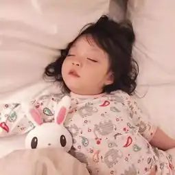  我的宝贝宝贝给你一点甜甜
