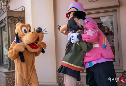  好看的迪士尼动物背包情侣今日头条