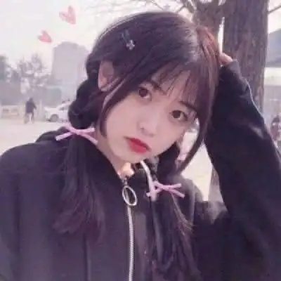  情侣在一起后,女生最没有安全感的3件事对比