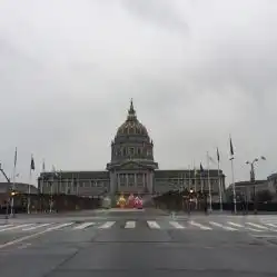 非常有气魄,有点帝都核心广场的感觉了  非常有气魄,有点帝都核心广场的感觉了