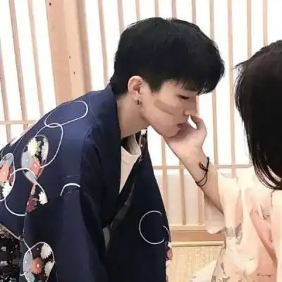  真人情侣头像你那么甜