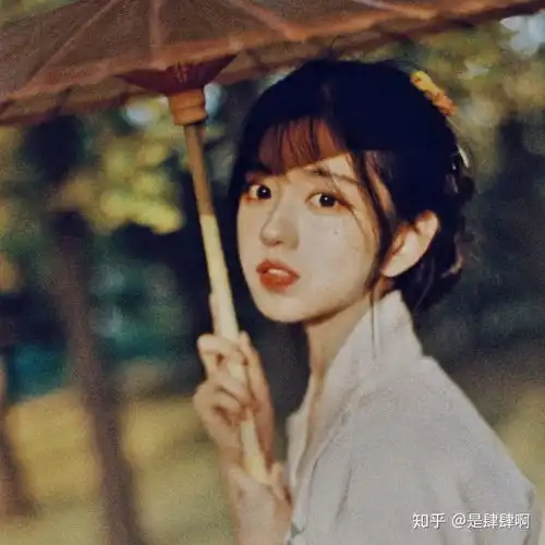  好看爆炸的头像