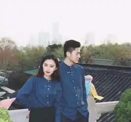  这种情侣照片的另一半谁有啊