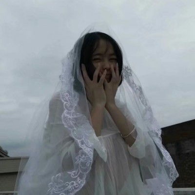  婚纱女头像,我爱着的内个她穿上婚纱了