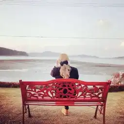 背影情侣头像真人版文言