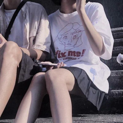  抖音流行部位情侣头像一男一女图片娶了个疯婆娘