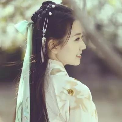 古风女头像真人霸气