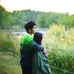 老君山红帽女情侣头像少