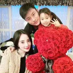  时隔1年李小璐再谈起婚姻,对贾乃亮都不愿提起,只用了6字称呼