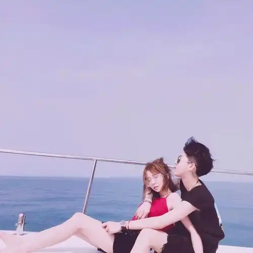  情侣头像一男一女