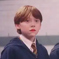 赫敏情侣头像哈利赫敏情侣头像一左一右 赫敏情侣头像哈利赫敏情侣头像一左一右