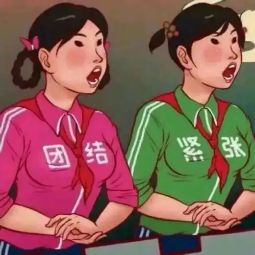 2025最近火的情侣头像我