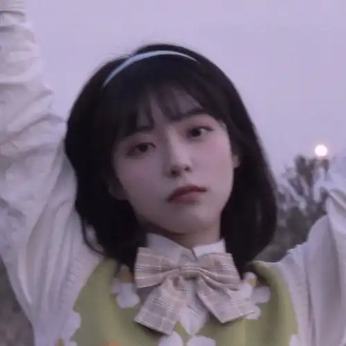  有点心动的女生头像