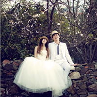  婚纱情侣头像唯美幸福的婚纱照