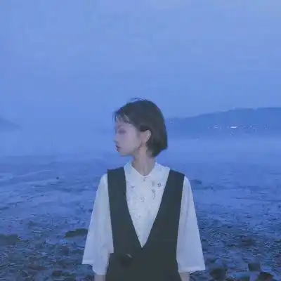 蓝色系伤感女生头像大全2020情人节qq唯美意境头像 蓝色系伤感女生头像大全2020情人节qq唯美意境头像