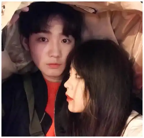 浪漫恩爱情侣头像,张张萌skr人,情敌气的直跺脚 浪漫恩爱情侣头像,张张萌skr人,情敌气的直跺脚