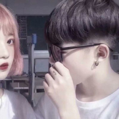  拼接式情侣头像一人一半真人情侣头像一图俩张分开