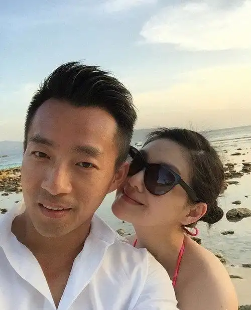 美柚资讯范冰冰为弟弟换头像,大s诅咒自己祈福小s,她却一直甩锅亲姐 美柚资讯范冰冰为弟弟换头像,大s诅咒自己祈福小s,她却一直甩锅亲姐