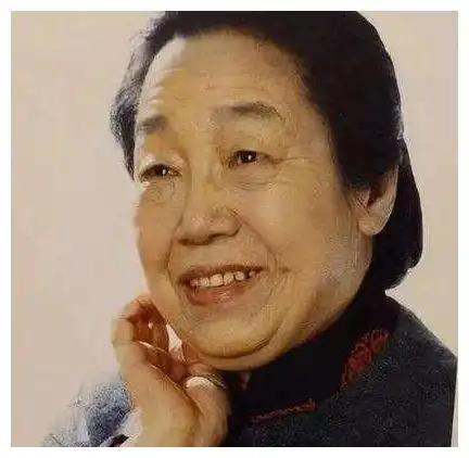 丈夫是副院长,女婿是著名影星,老艺术家曲云为何晚年捡垃圾 丈夫是副院长,女婿是著名影星,老艺术家曲云为何晚年捡垃圾