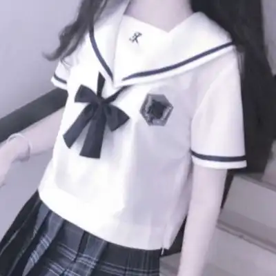  林弦小清新干净jk部位闺蜜头像