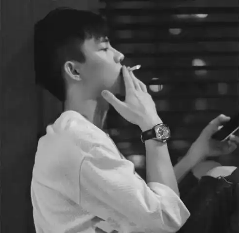 我去洗澡了,下一句接什么直男才说去吧,高情商这么说 我去洗澡了,下一句接什么直男才说去吧,高情商这么说