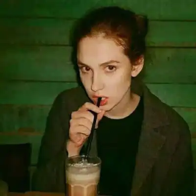  欧美复古头像2020最火头像欧美风女生图片