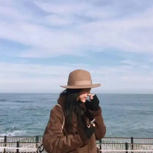 情侣头像我曾踏月而来只因你在山中 情侣头像我曾踏月而来只因你在山中