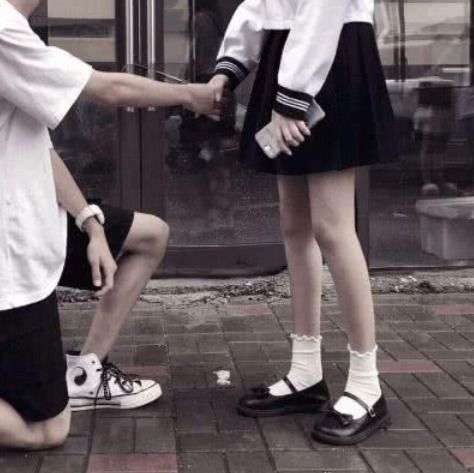  女生把你当备胎的3表现,占一个就趁早踹飞,别再傻傻当舔狗