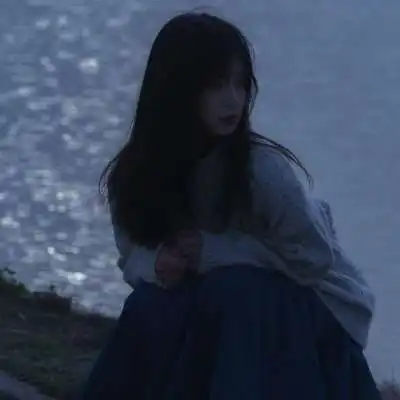 破碎清冷感头像伤感