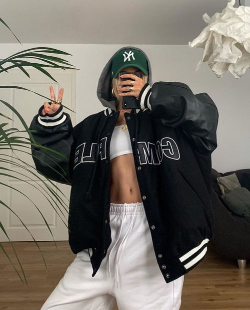  欧美女头像一见钟情看的是脸,不是情.