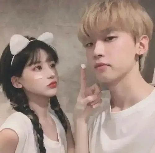 小清新情侣头像秀恩爱校园风