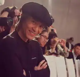 新喜剧之王笑中带泪 新喜剧之王笑中带泪