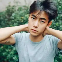 女生挑明30岁之前坐等求婚了,男生却迟迟不给承诺阚清子纪凌尘,你们分没分手能不能给个准话 女生挑明30岁之前坐等求婚了,男生却迟迟不给承诺阚清子纪凌尘,你们分没分手能不能给个准话