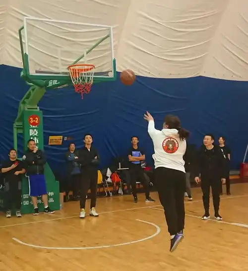 激情阳光趣味篮球嘉年华2018年第四季度工会活动  激情阳光趣味篮球嘉年华2018年第四季度工会活动