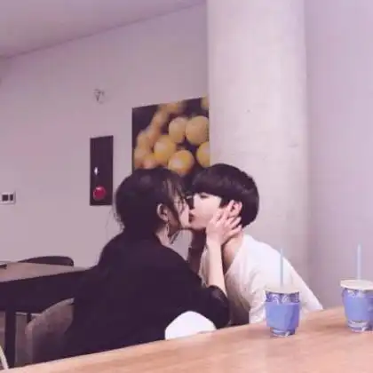  情侣装情侣头像,最新情侣装情侣头像一男一女