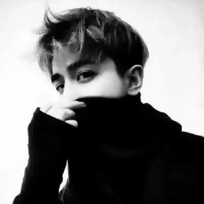  情侣头像黑白系最新版高冷气质情侣黑白头像一男一女