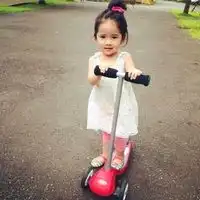  感情好小孩情侣qq头像让你想要亲一口的小孩