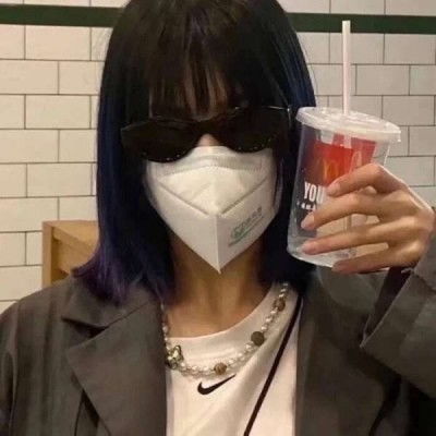 情侣头像一男一女真人禁